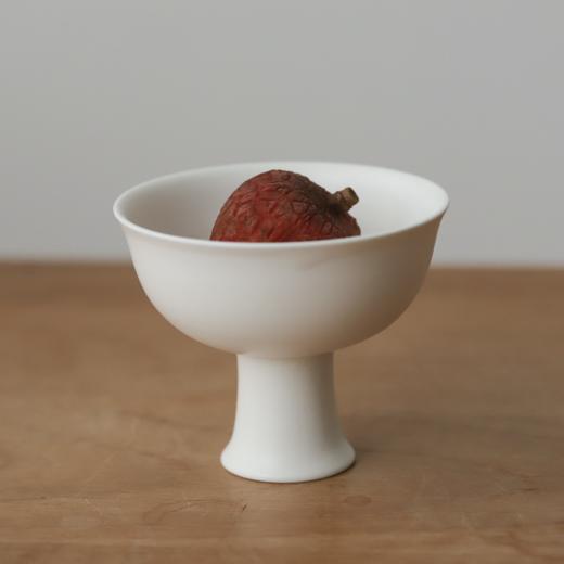 中国 黄妍 酒器高足器物马上杯高足杯高足盘甜品盘果盘 优雅白瓷 商品图5