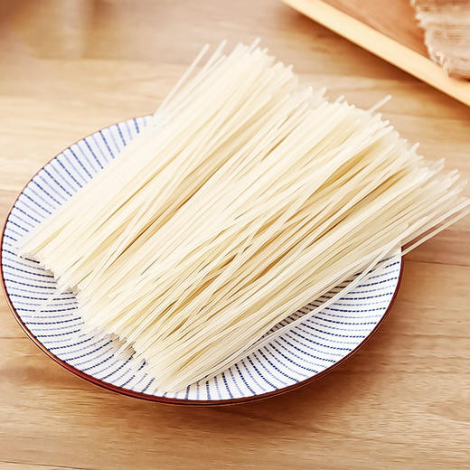 热卖【农家粉干】大米现做，自然晾晒，对我来说，真的是从小吃到大  我自己家里也是常年在吃，所以品质可以放心，选的是农家大米（籼米）做的 商品图2