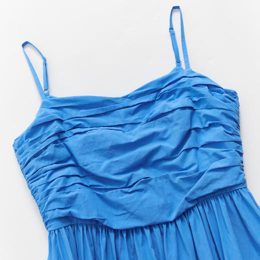 西遇法式茶歇收腰缩褶抹胸蓝色吊带连衣裙女新款夏大摆裙长裙V1231225 商品图5