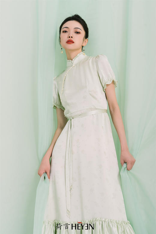 荷言HEYEN 望江南 绿色真丝提花缎钉珠旗袍裙高级定制 商品图0