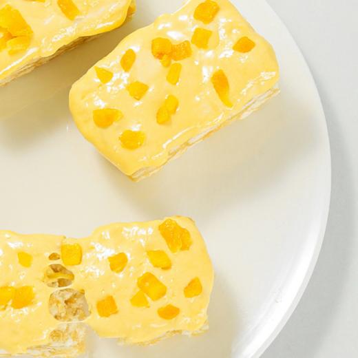 【一口迸发幸福感！榴莲芒果奶盖沙琪玛双拼奶糕】松软拉丝美味诱人，软糯香甜绵密口感丰富，早餐网红休闲零食整箱小吃健康特价清仓 商品图3