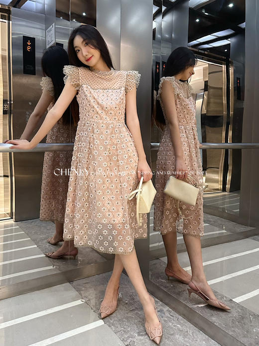 CHENLY 重工定制收腰刺绣蕾丝连衣裙 商品图0