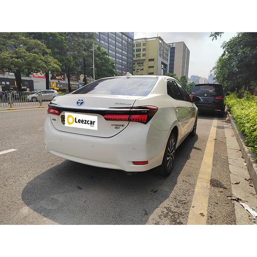 丰田 卡罗拉 改款双擎 1.8L E-CVT领先版【长租-深圳】 商品图4