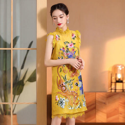 AYK-QF-230506重工刺绣无袖旗袍裙立领复古改良旗袍连衣裙宽松国风夏季新款女装 商品图2