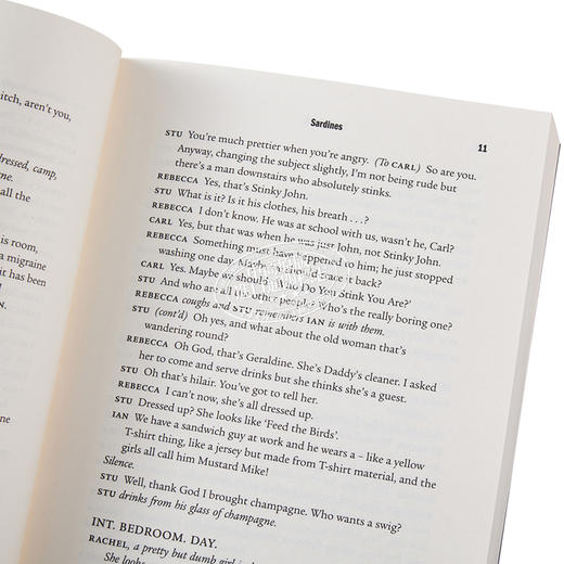预售 【中商原版】9号秘事 脚本+设定集 2本套装 英文原版 Inside No 9 Steve Pemberton Reece Shearsmith Mark Salisbury 英剧 商品图4