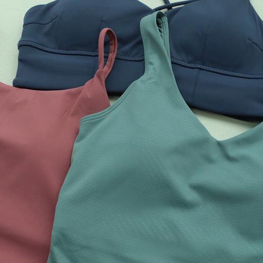 积分兑换 实力工厂莫兰迪色运动内衣 细肩带宽肩带背心款 瑜伽运动户外休闲 商品图0