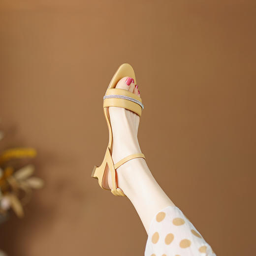 简约百搭，里外全皮尖头小低跟凉鞋QQJ-829F 商品图11