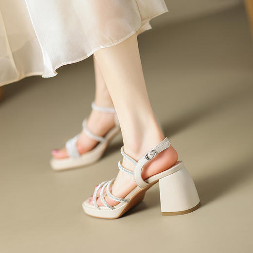 夏季优雅，轻奢水钻防水台粗跟高跟凉鞋DMJ-81299F 商品图3