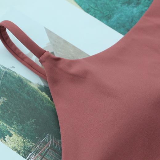 积分兑换 实力工厂莫兰迪色运动内衣 细肩带宽肩带背心款 瑜伽运动户外休闲 商品图7