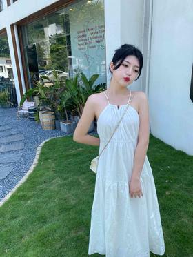 凹造型还得是看吊带裙，不允许还有人没入手！