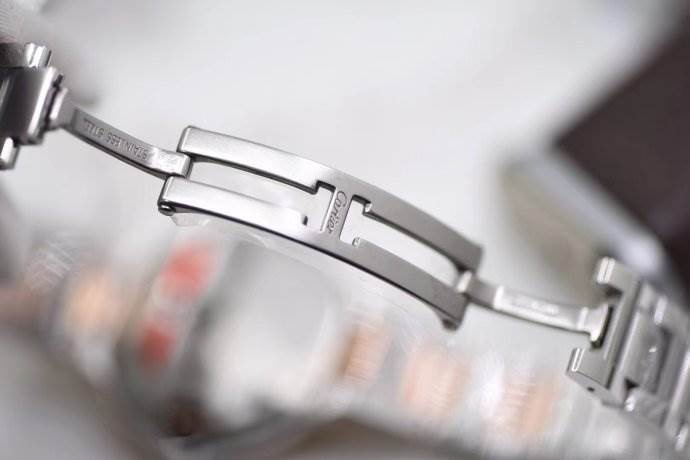 V6厂卡地亚33MM蓝气球W2BB0023做的如何？