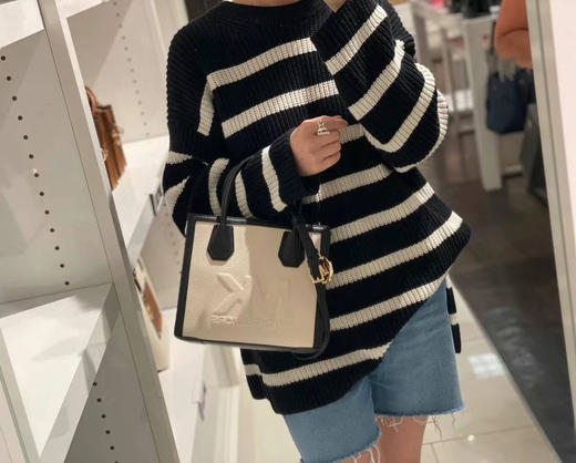 本周折扣¥980🇺🇸直邮，Mk mercer性价比超高的一款，尺寸22*20cm，带有长肩带 商品图6