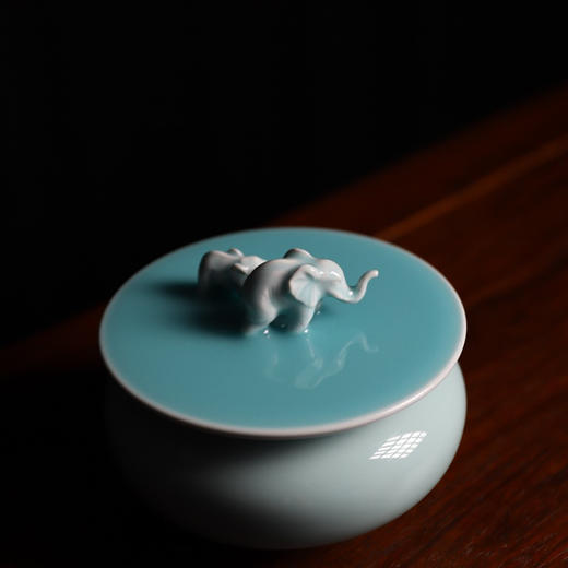 龙泉青瓷名家 太平有象盖罐纯手工陶瓷茶叶罐 中式家居储物罐 商品图2