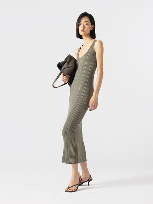 322工房重塑经典不规则天蚕丝针织背心裙2023夏无袖连衣裙女B079 商品图1