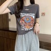 巧妙的镂空设计，彰显自信，大胆的穿搭，展露美感。夏日的气息迎面而来，这个上衣不仅让你感受到美的力量，更让你了解日韩服饰的小众设计感。 商品缩略图2
