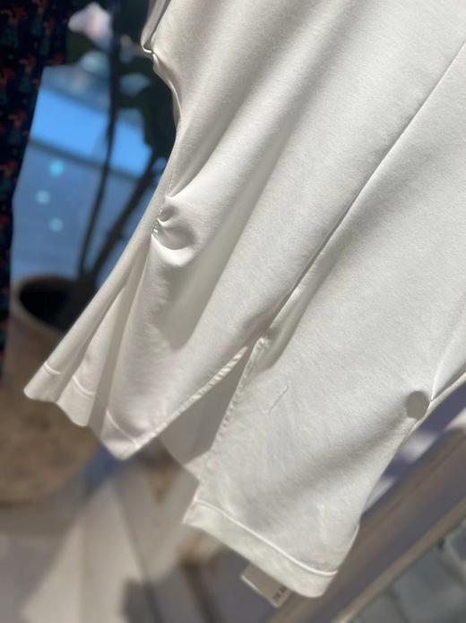 【门店同款】夏季圆领开叉上衣 150643984 商品图2