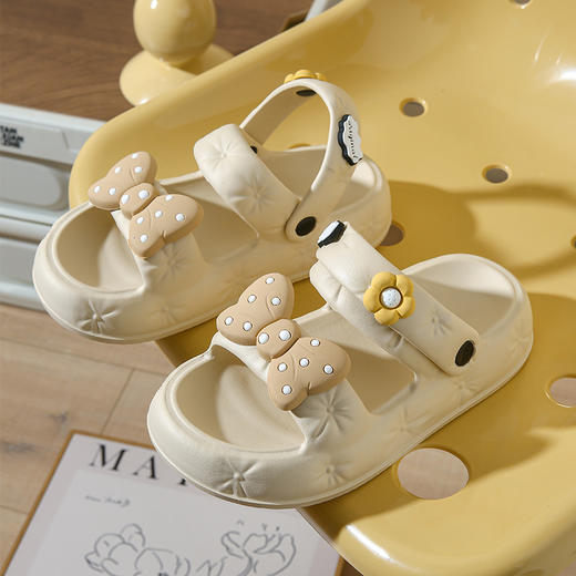 【宛如走在“云朵”上！新款两穿蝴蝶结凉拖鞋】触感绵软柔软有弹性轻盈舒适 易洗耐脏防滑耐磨 女夏季卡通可爱拖鞋eva踩屎感凉鞋 商品图5