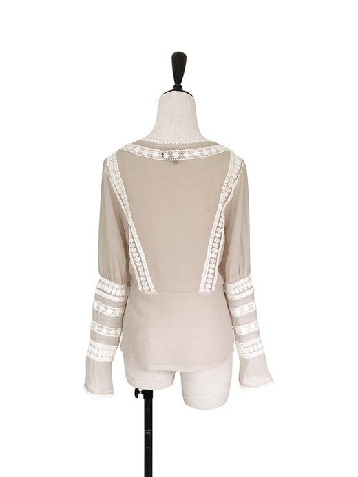 TYNVIE 拼接织花边长袖上衣-燕麦色 商品图2