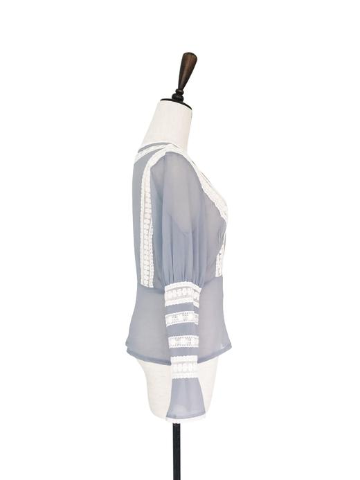 TYNVIE 拼接织花边长袖上衣-灰蓝色 商品图1