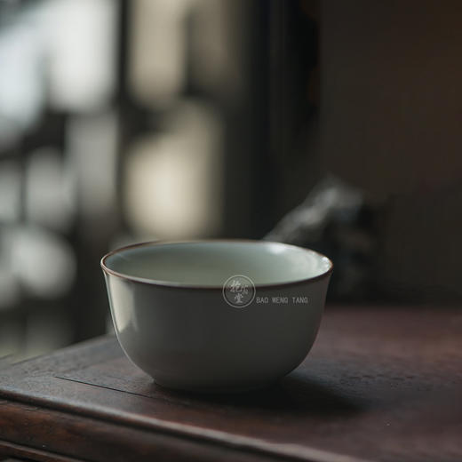 景德镇抱翁堂 汝窑天青窝足杯 手工茶杯品茗杯 商品图4