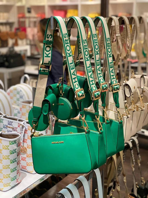 ￥1450🇺🇸直邮🔥🇺🇸MK新款Jet Set三合一麻将包腋下包，Lv同款，买一赠二，经典大麻将包＋圆形零钱包＋小卡包 商品图5