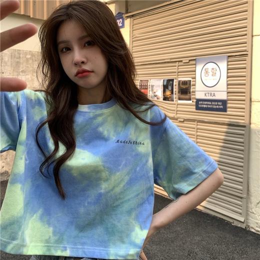 【ins潮流甜酷！夏季新款扎染短袖t恤女】露脐短款，让你摆脱平凡，炸街成为众人焦点，露出小蛮腰设计感小众露脐短款辣妹上衣服 商品图2