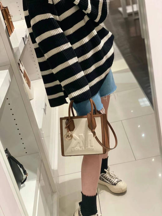 本周折扣¥980🇺🇸直邮，Mk mercer性价比超高的一款，尺寸22*20cm，带有长肩带 商品图5