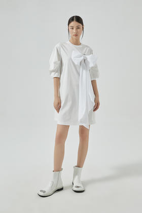 欧根纱蝴蝶结针织连衣裙