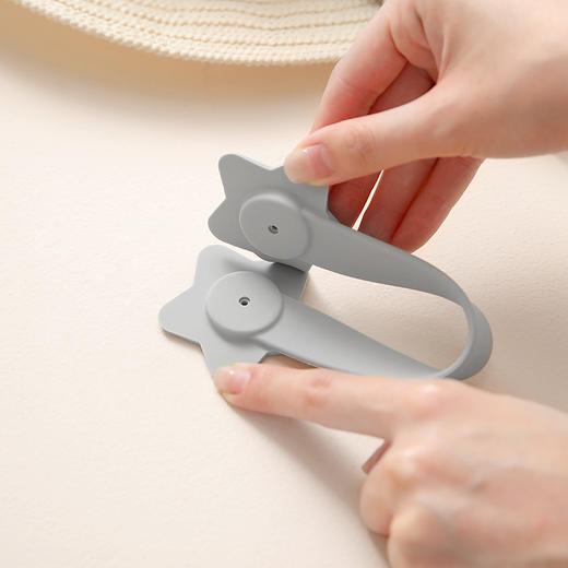 FaSoLa 旅行外出帽子收纳夹太阳帽磁吸便携挂扣强吸力挂钩帽子神器 商品图6