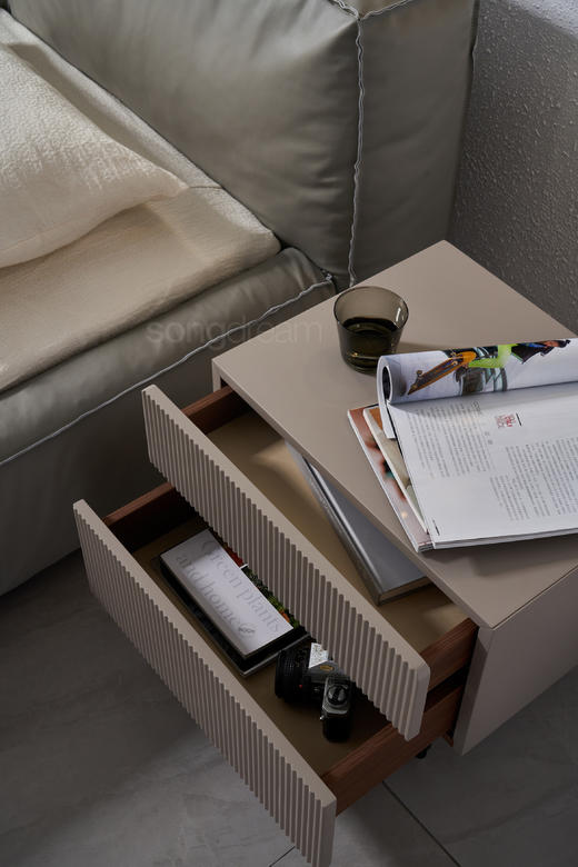 威化饼床头柜 商品图4