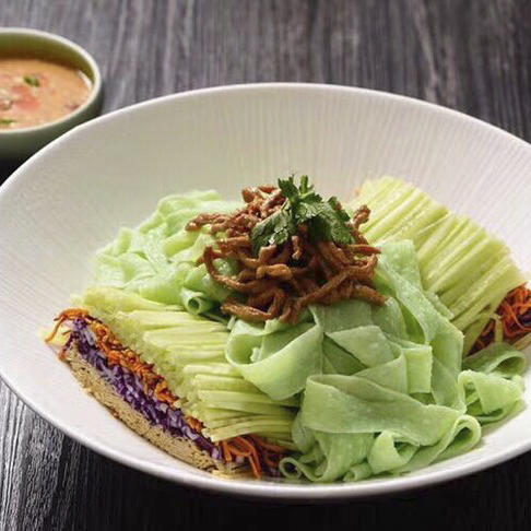 餐云创意手工荷叶粉  源自陕北的原生态味道  创新凉菜应用较多深受年轻消费群体和餐饮创新匠人喜欢  菜品创新空间大 （4斤装一箱做35份） 商品图1