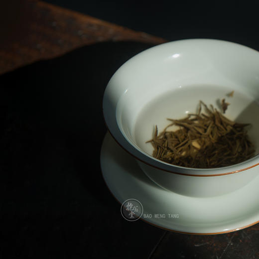 抱翁堂 青白釉雕刻冰梅盖碗 120ml 口径9cm 高5.3cm 底足2.9cm 商品图5