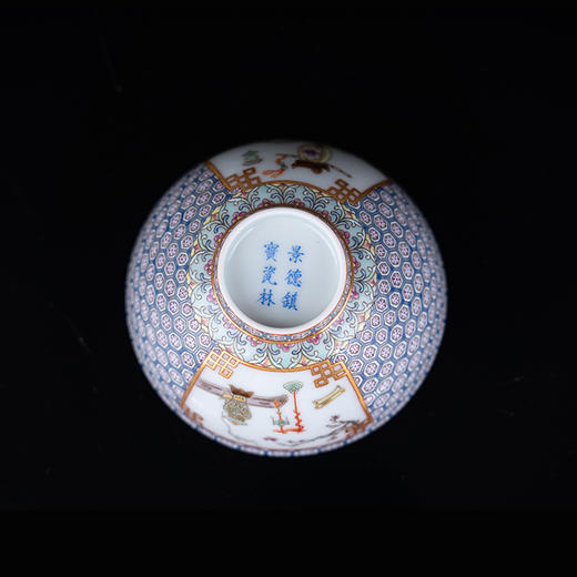 粉彩锦地开窗描金博古纹杯 商品图4