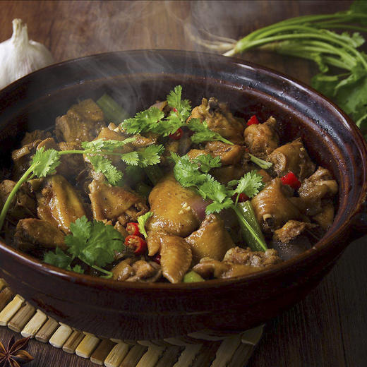 餐云鸡公煲酱  源自重庆的江湖菜匠人配方研发 特色餐饮菜品创新首选  一道菜撑起一家店  （2斤装一包做7份） 商品图1