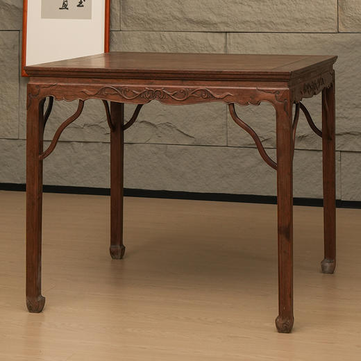 清 红木束腰马蹄腿卷草纹八仙桌 商品图4