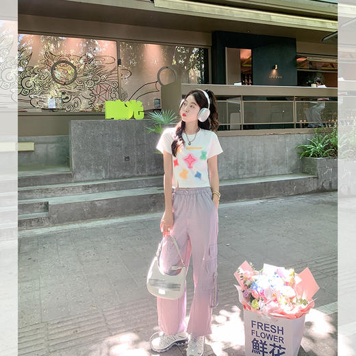 <曾小咸推荐>夏日多巴胺彩色印花短款上衣女2023夏设计感正肩短袖T恤 商品图1