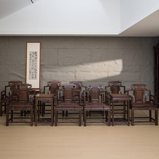 清 红木攒接靠背云纹扶手椅成堂（八椅四几） 商品图0