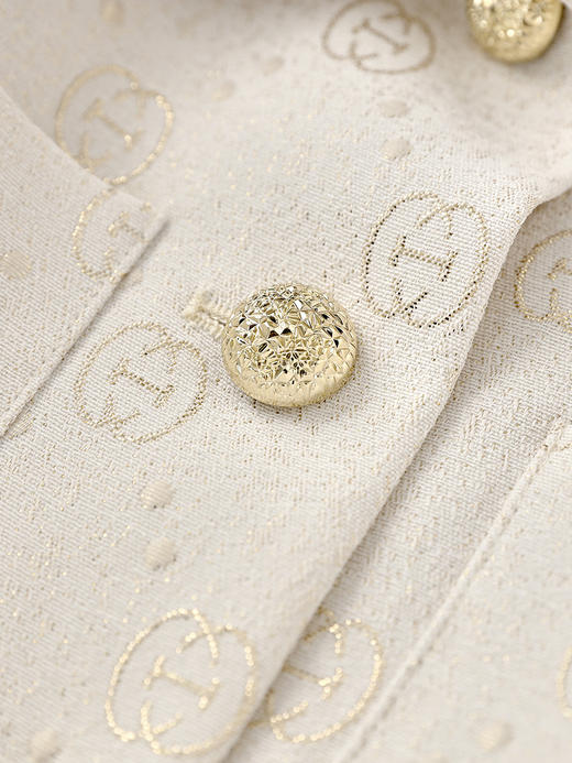 气质通勤，小香风重工翻领金线浮雕提花字母收腰显瘦连衣裙WLZD-2313208 商品图3