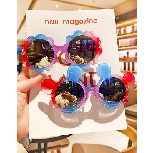 【卡通渐变 炫酷有风格】儿童墨镜女童可爱卡通小孩太阳镜男潮宝宝太阳眼镜遮阳镜 商品图1