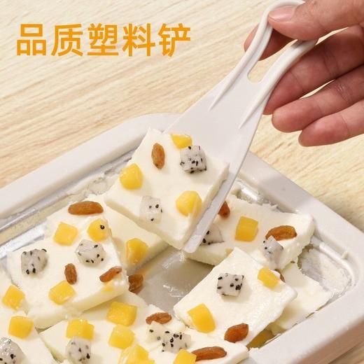 夏日迷你炒酸奶机，甜美冰淇淋机，不锈钢巨无霸炒冰盘，这一切奇妙的冰与火之歌，在你掌心的缤纷盛宴里。一盘青葱炒酸奶，一口清爽果汁，满足你对冰品的所有幻想！ 商品图1