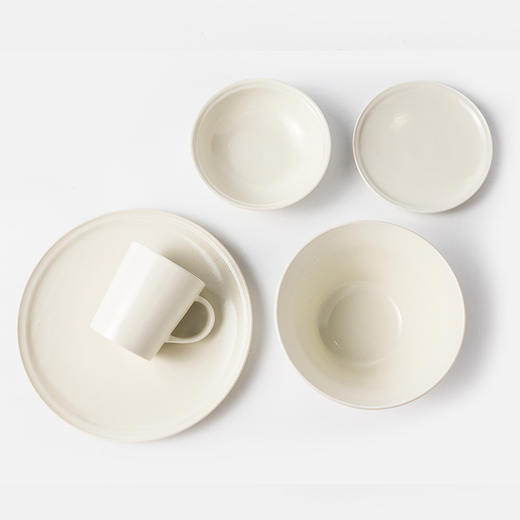 【AITO】日本原产 ciel 夏尔系列餐具 月影白 商品图4