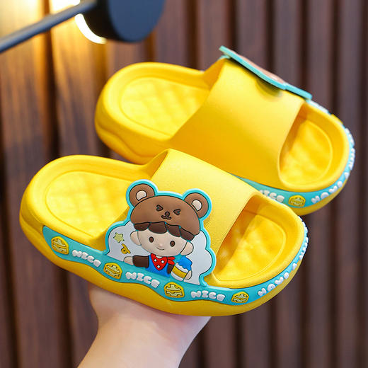 【女童拖鞋夏儿童凉拖鞋防滑软底室内外穿家居】防滑鞋底，加强防滑纹路，有水的地面也能安心行走，小女孩中大童宝宝可爱 商品图7