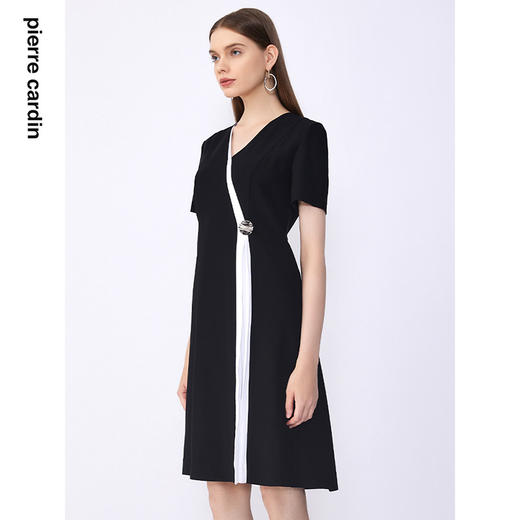 皮尔卡丹女装夏季新款通勤时尚淑女拼色连衣裙C32DS023B0
 商品图1