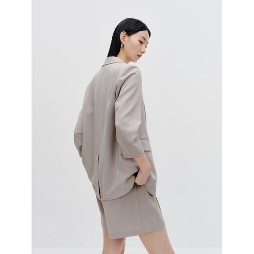 NEELLY纳俪商场同款一粒扣西装外套女修身气质百搭上衣小个子时尚N23071W01014 商品图3