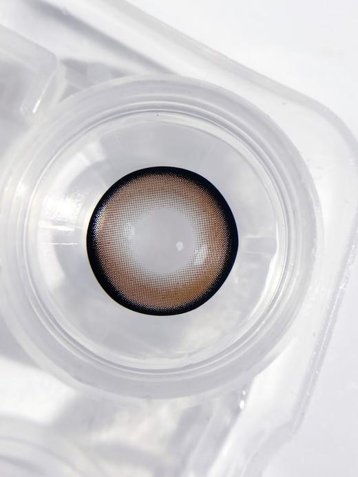 艾吉拉Loveiikira 女团巧 半年抛 两片 14.5mm 参考着色 13.8mm 基弧 8.6 含水 38% 韩国进口 商品图5