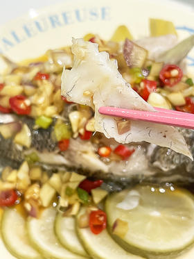 泰式柠檬蒸鲈鱼