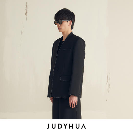 JUDYHUA 极简V领毛边西装 商品图1