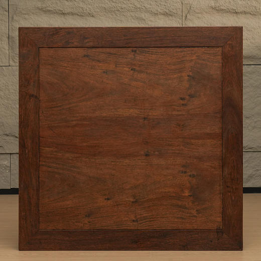 清 红木束腰马蹄腿卷草纹八仙桌 商品图2