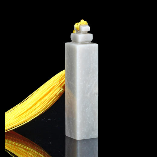 孤品014461:昌化石博古钮小方章小楷落款印章-1.4*1.4*6.3cm 商品图1