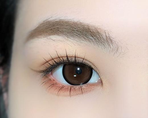 艾吉拉Loveiikira 女团巧 半年抛 两片 14.5mm 参考着色 13.8mm 基弧 8.6 含水 38% 韩国进口 商品图3